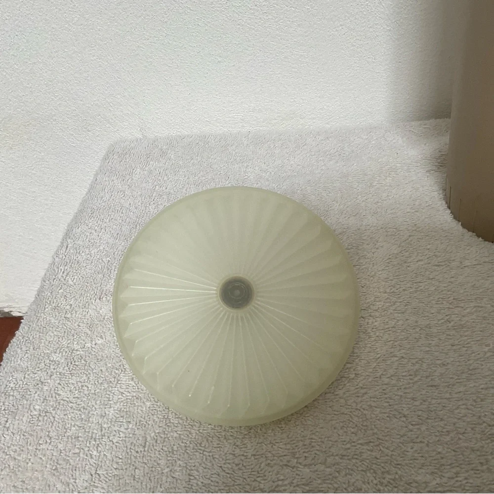 Tupperware tall lid
